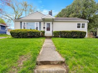 7 Iby St, South Burlington, VT 05403
