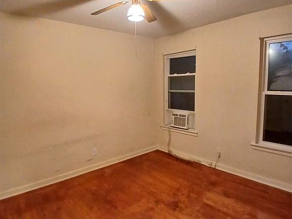 5th image of 3015 Avon St #3015