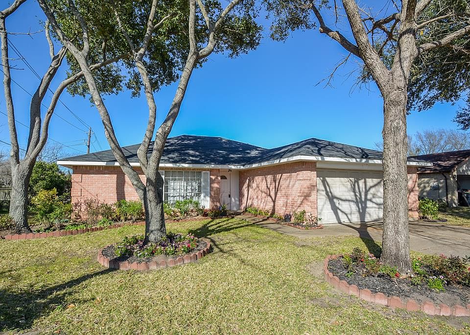 1st image of 14118 Old Village Ln