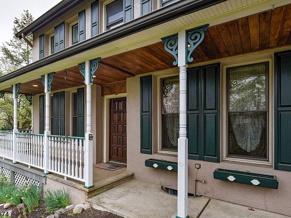 5th image of 273 French Hill Rd