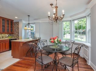 10 Crestmont Rd APT 1E, Montclair, NJ 07042