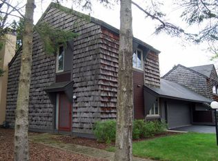 2001 2nd Pl, Kenosha, WI 53140