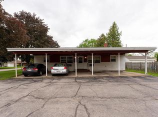 1484 Leo St, Green Bay, WI 54303