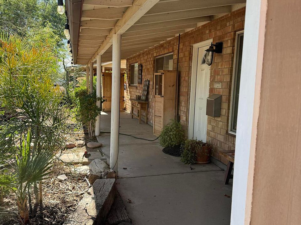 1st image of 1920 N MILLER Road