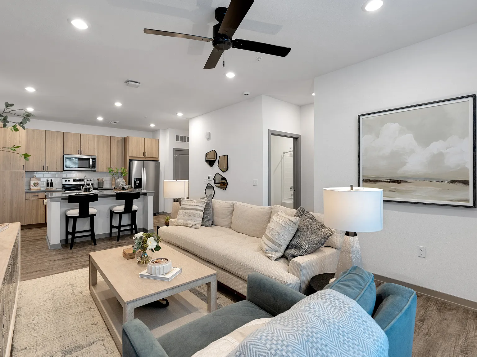 Drift Luxury Apartment Homes — Photo 2