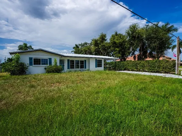 27281 Voyageur Dr, Punta Gorda, FL 33983