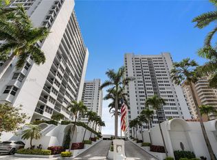 1904 S Ocean Dr APT TS102, Hallandale Beach, FL 33009