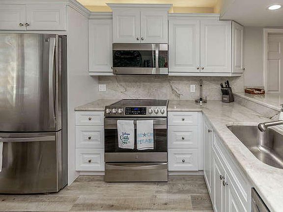 4th image of 1201 Seafarer Cir APT 302