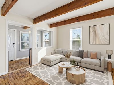 137 Winthrop St, Quincy, MA, 02169