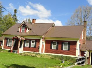 88 County Rd, Barton, VT 05875
