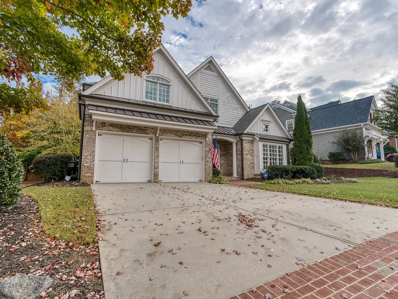 4 bed, 3.0 bath, 4283 sqft, $4,700 — Photo 3