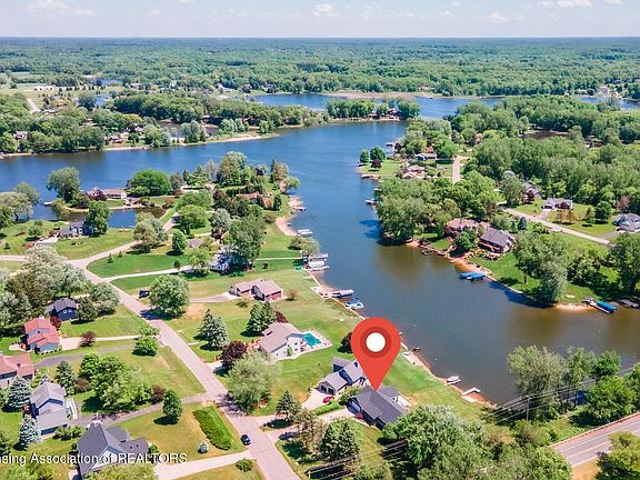 3rd image of 9491 W Scenic Lake Dr