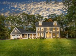 9 Coach Rd, Lexington, MA 02420