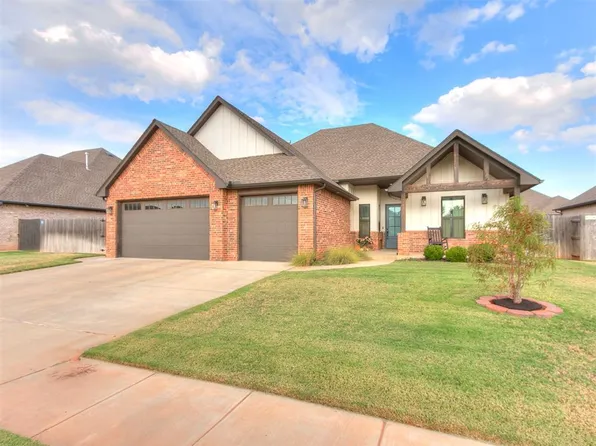 5704 Tiger Stone Dr, Mustang, OK 73064