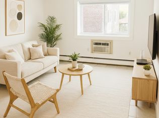 215 Winter St APT 5R, Weymouth, MA 02188