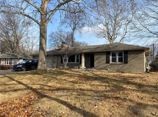 5429 Riggs St, Mission, KS 66202