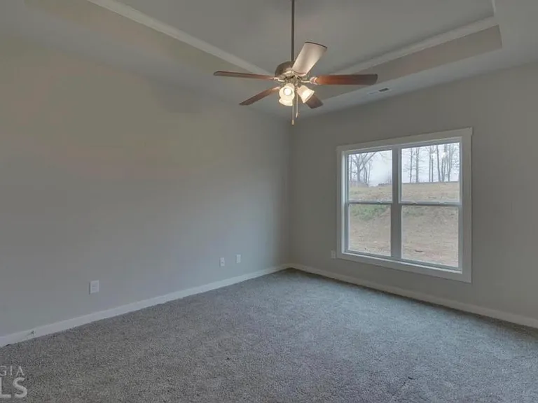 308 N Point Cir — Photo 18
