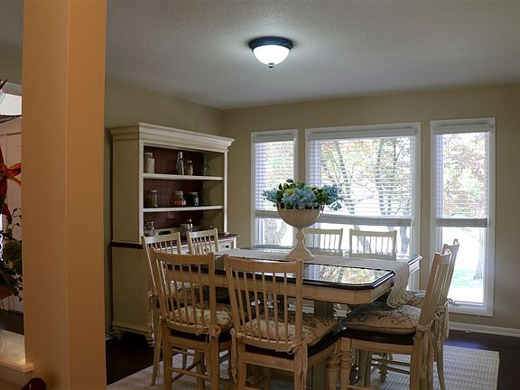 4th image of 7405 E Cedaridge Cir