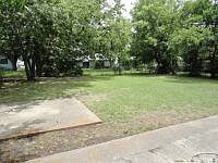 4th image of 303 Veterans Ave