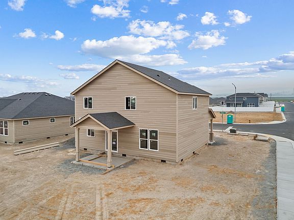 848 J ST NE by Aho Construction