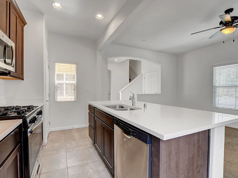 Gleneagles Village Townhomes
