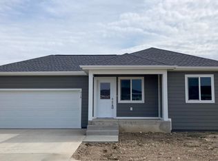 310 N Valley Dr, Rapid City, SD 57703