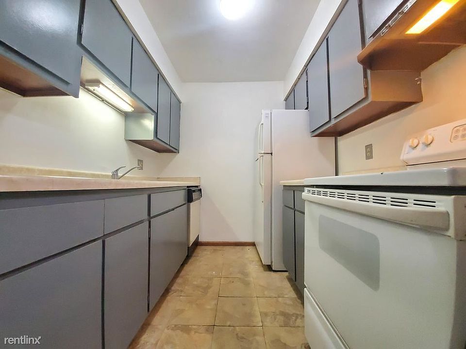 1st image of 5650 W Wahner Ave #5-105