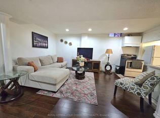 167 W Berwick Cres, Richmond Hill, ON L4C 0B4