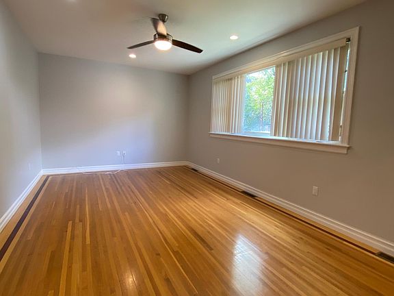 5th image of 26 Valdale Ave #1
