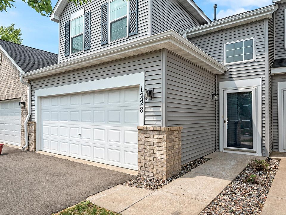 1st image of 1228 Bergmann Dr