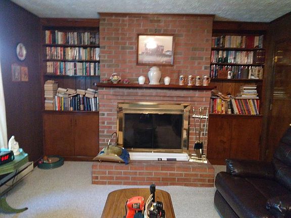 2nd image of 150 Priddy St