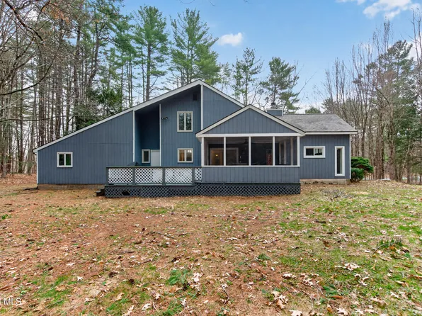 6 Nicklaus Drive, Wilton, NY 12831