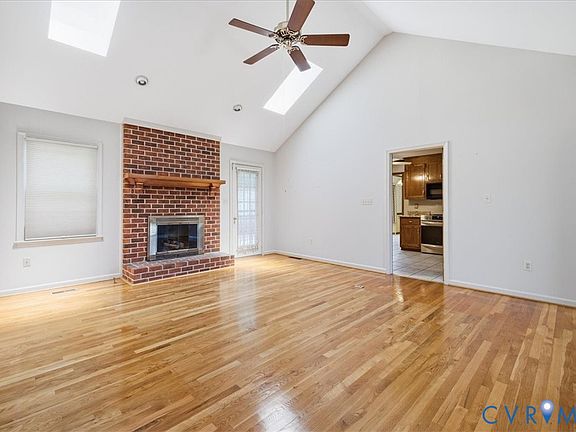 5th image of 3278 Longhorn Dr