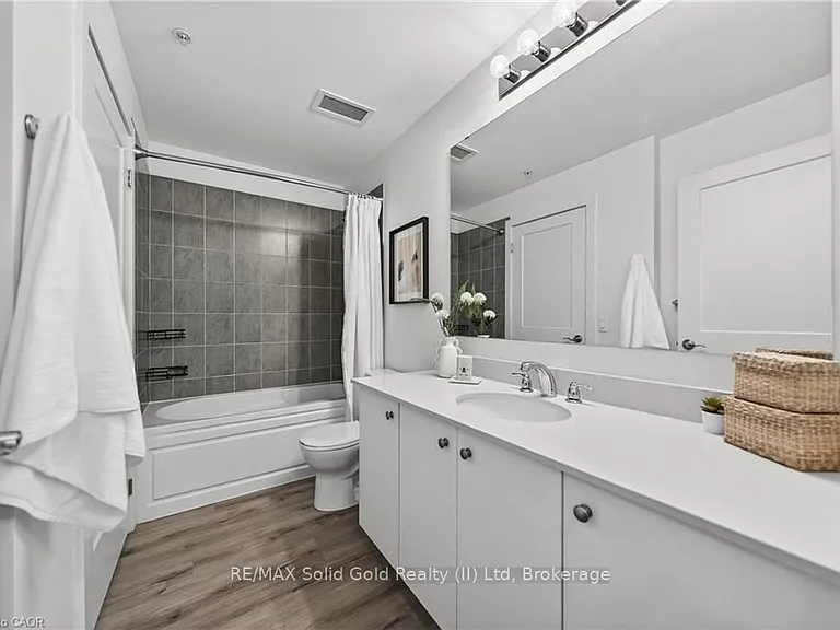 247 Northfield Dr E #210 — Photo 16