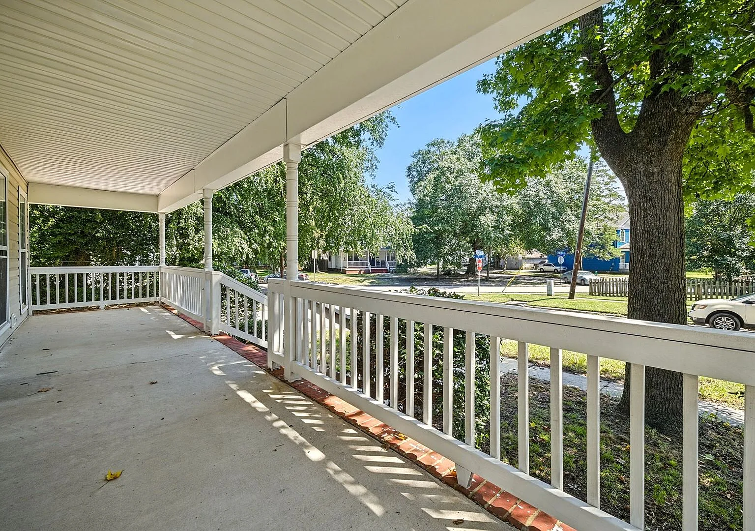 1250 W. 27th Street - Spacious 5 bedroom, 3 full bathroom single family near Ghent — Photo 4