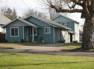 449 NE Jackson St, Roseburg, OR 97470