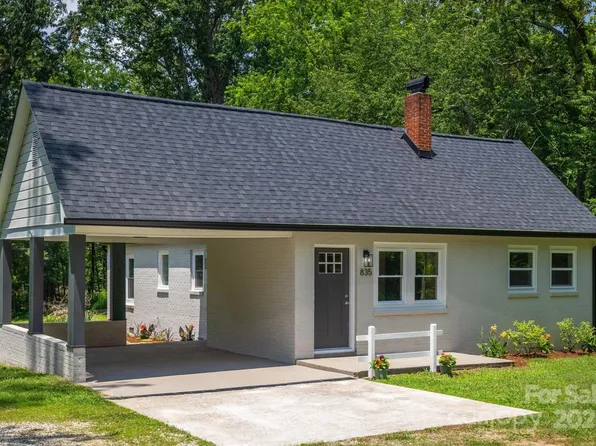 835 Vine Arden Rd, Morganton, NC 28655