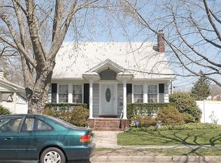 615 Stanton Ave, Baldwin, NY 11510