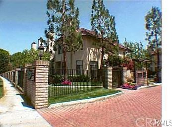 1st image of 4520 Emerald St #9