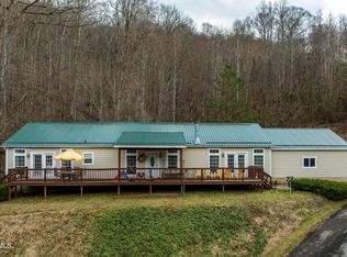 555 Butcher Valley Rd, Rogersville, TN 37857