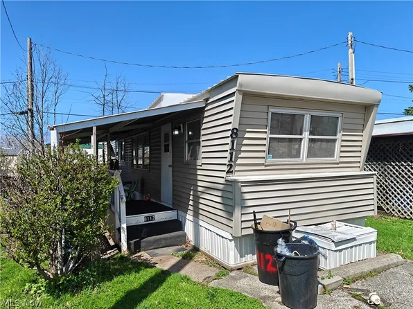 8112 Russell Ln, Cleveland, OH 44144