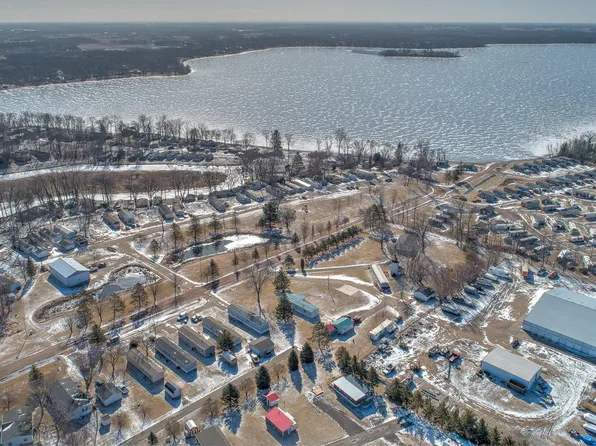 18749 Island Resort Rd, Pine City, MN 55063