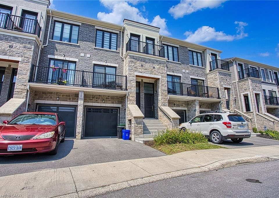 1st image of 383 Dundas St E #4