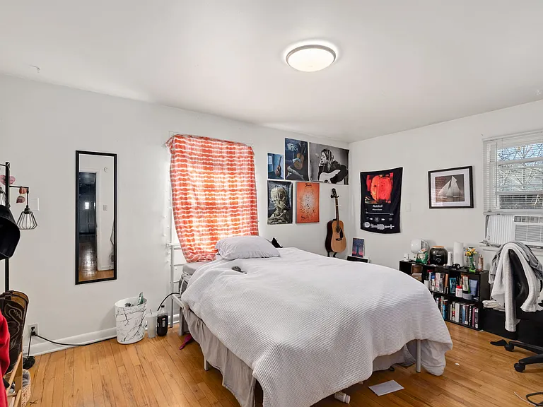 821 W Mulberry St — Photo 10