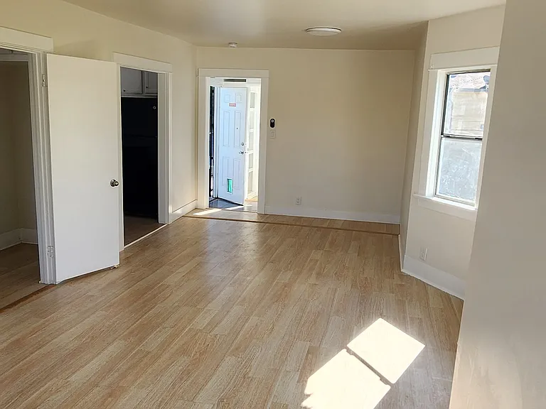 760 Temple Ave #C — Photo 25