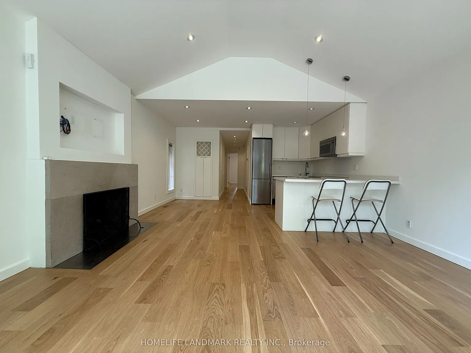 3 bed, $3,850 — Photo 3
