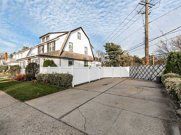 4th image of 414 Ocean Ave