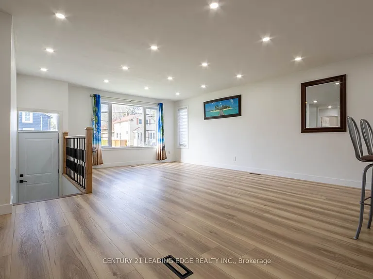 61 Wilkins St #A — Photo 9