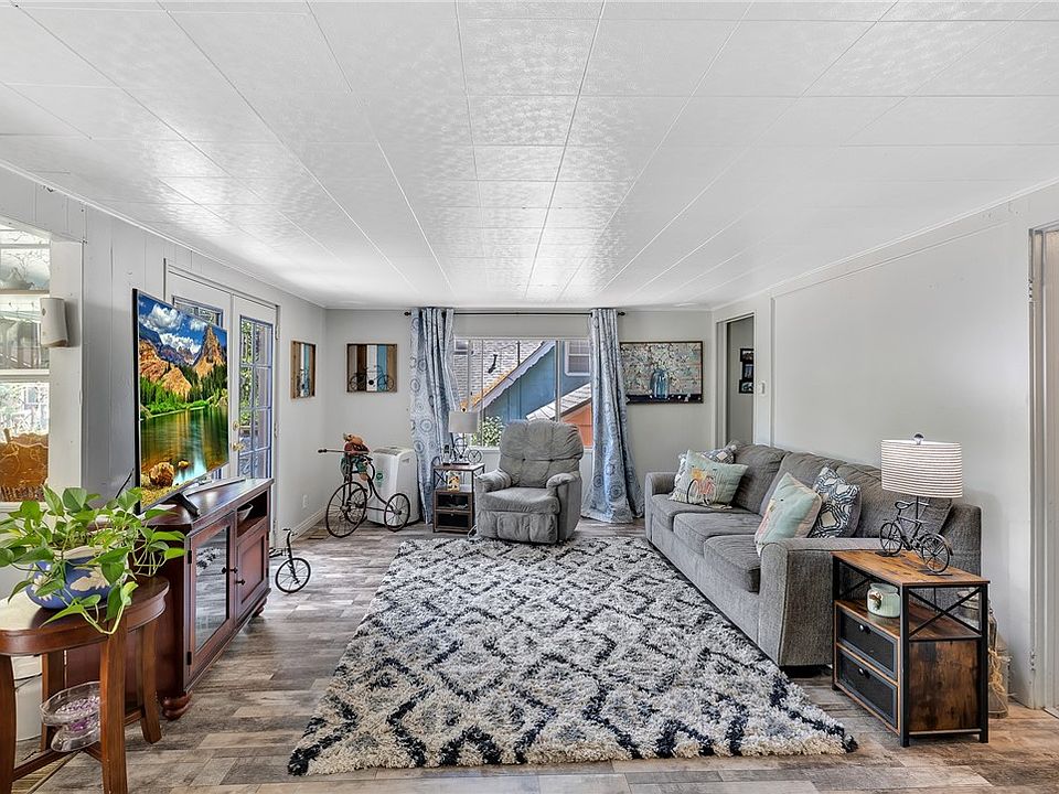 23673 Shady Ln, Crestline, CA 92325 | Zillow