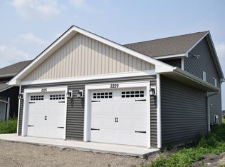 2225 Links St, Mankato, MN 56001